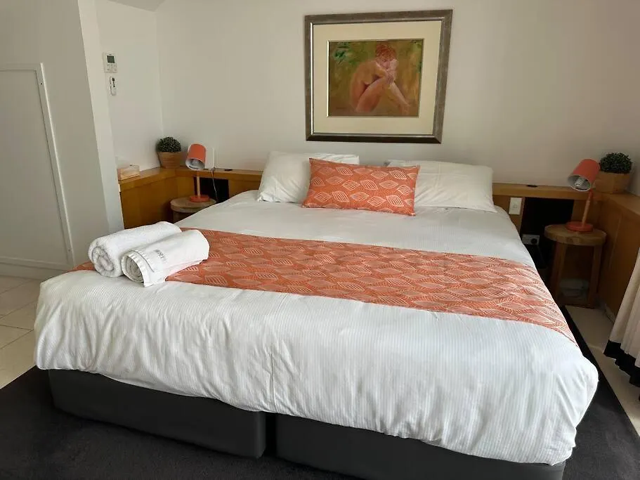 Noosa Apartment With Stunning Views Unlimited Wifi  努萨